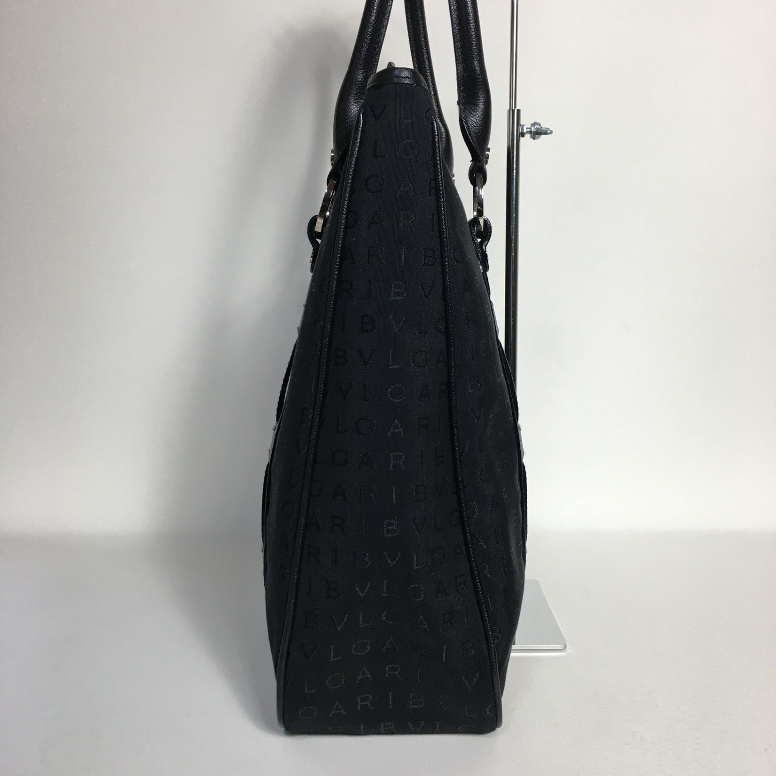 2505-35｜美品｜ブルガリ トートバッグ ブラック ロゴマニア 2505-35｜美品｜ブルガリ トートバッグ ブラック ロゴマニア