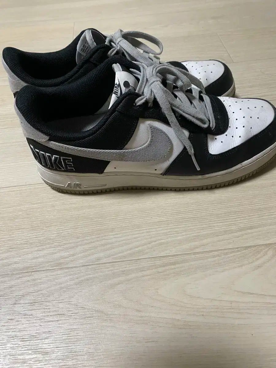 ナイキ エアフォース