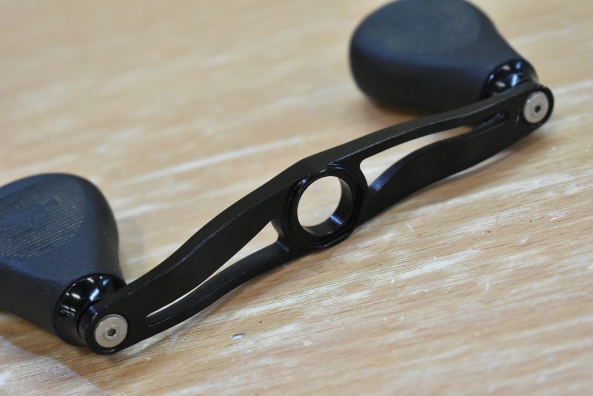 DRT バリアル ハンドル p.c.d 100 シマノ 右用 センターナット