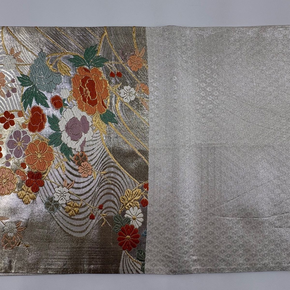 袋帯 美品 秀品 花丸文 流水 箔 唐織 金色 六通 正絹 【中古