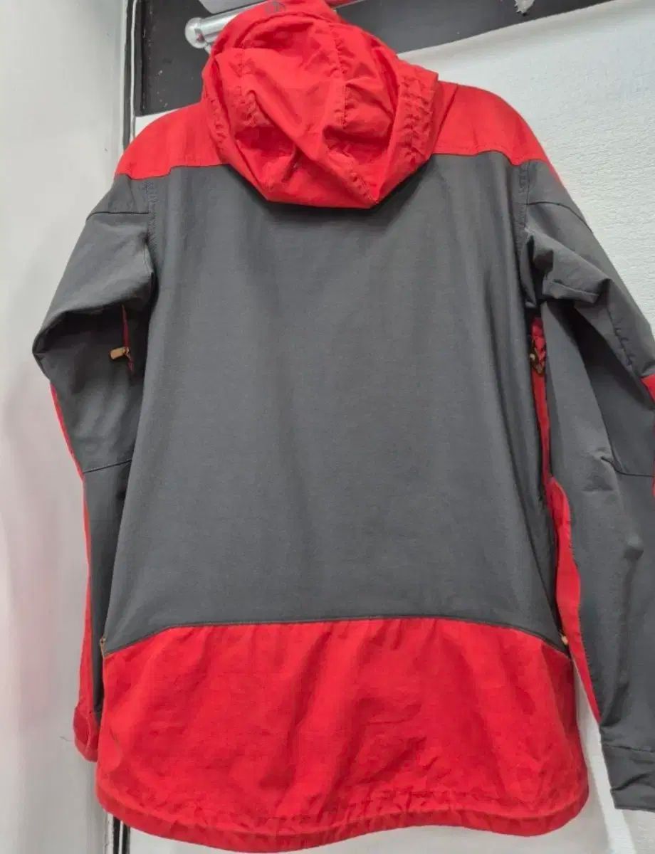 さらに フェールラーベン レッド B-1000 ジャケット | 95 正規品 人気アイテムお得に購入！