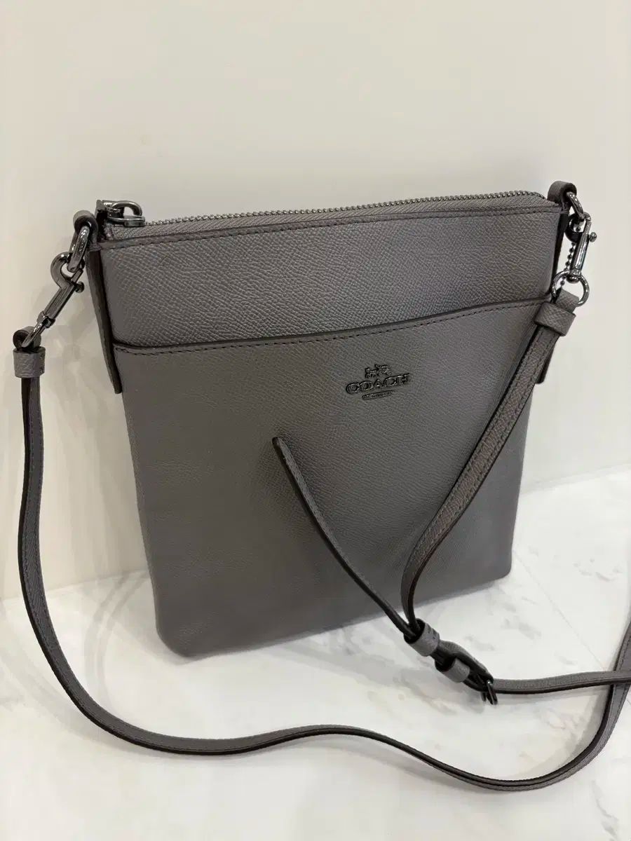 COACH コーチ キット メッセンジャーバッグ クロスボディバッグ