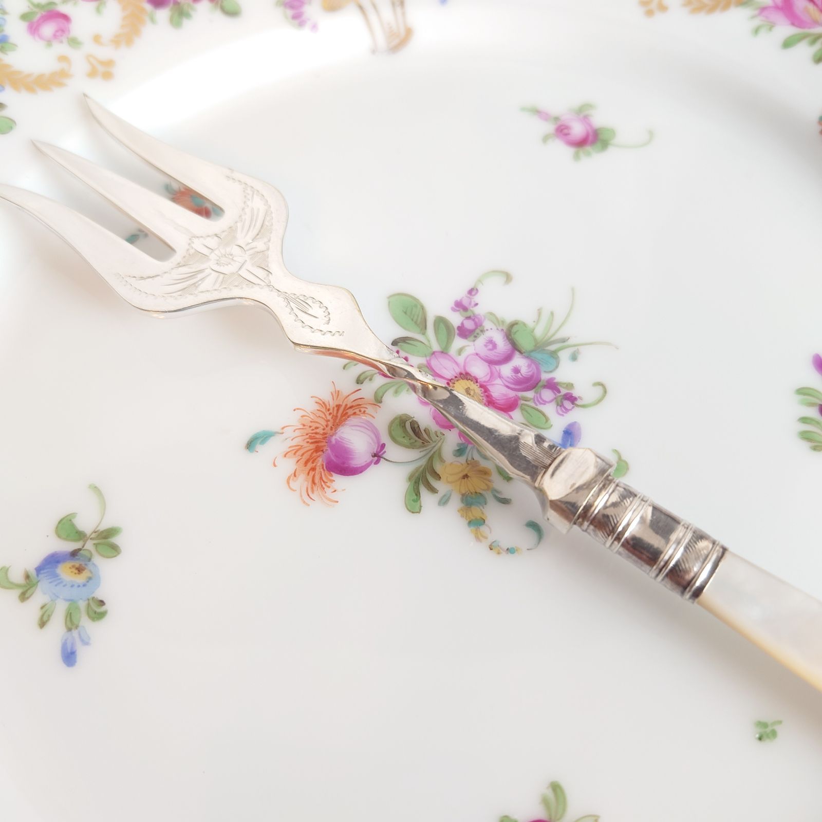 【お取り寄せ】 白蝶貝 ブレッドフォーク シルバープレート アンティーク イギリス サービングフォーク プレゼント