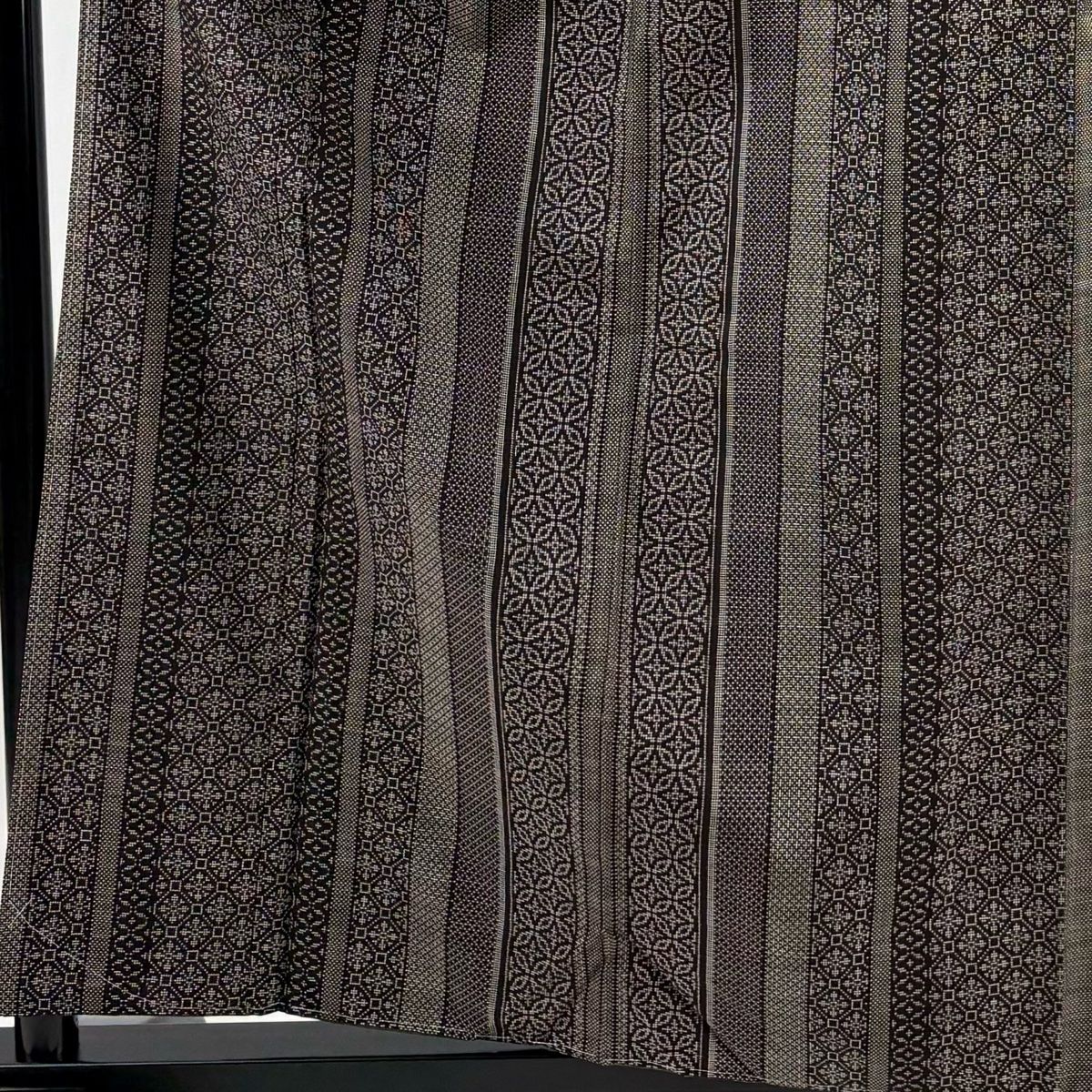 大島紬 身丈159cm 裄丈63cm S 袷 純泥染 証紙 縦縞 蜀江文 焦茶色 正絹