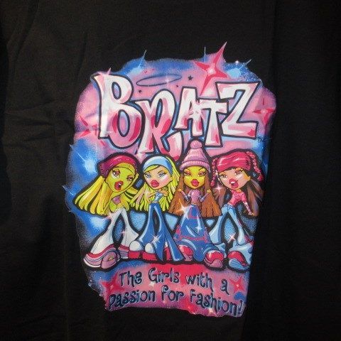 BRATZブラッツTシャツフィギュア人形ぬいぐるみY2KブラックMサイズ