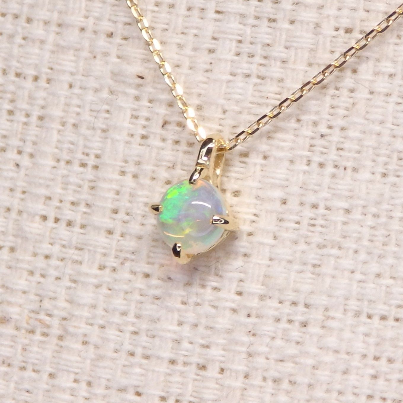 オパール チェーン付 Z5422 0.141ct ゴールドK18 丸 ソーティング付き