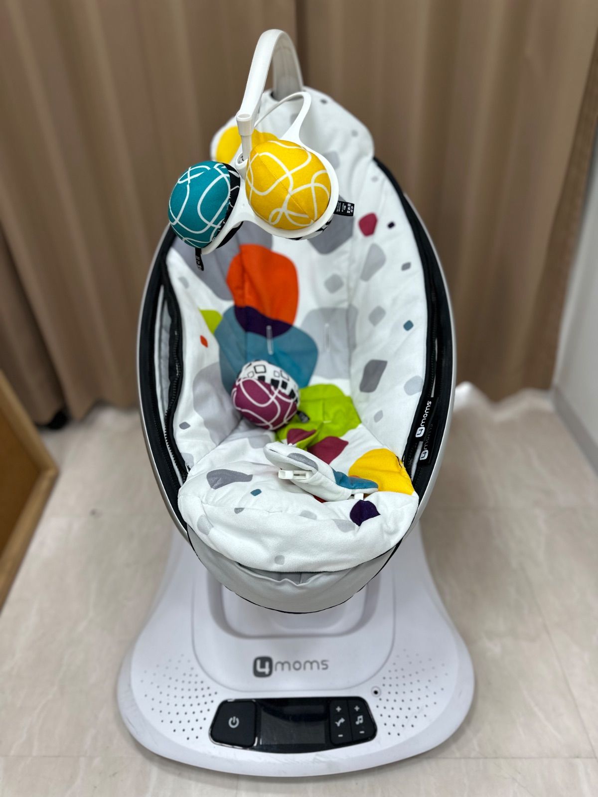 ママルー mamaroo4.0 ママルー 4.0 電動バウンサー mamaroo4.0 moms