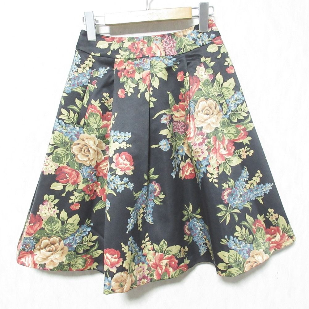 美品 M'S GRACY エムズグレイシー フラワープリント フレア