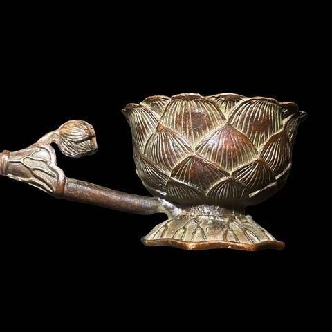 鶴の蓮華炉 香炉 香道具 工芸品 美術品 置物 銅細工 蓮華小香炉 香道具 装飾品 工芸品 美術品 置物 - メルカリ