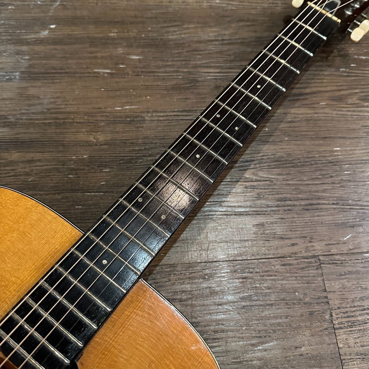 Yamaha FG-110 Red Label Acoustic Guitar アコースティック