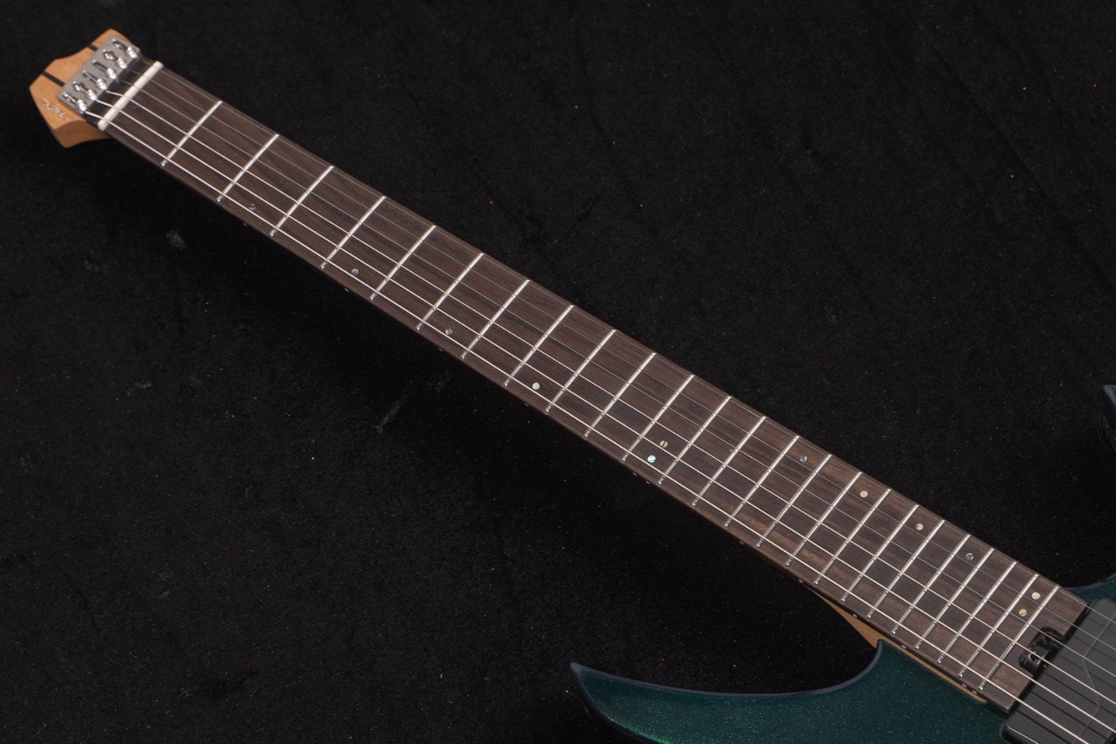 new】HEX Guitars / N600 G/CG - メルカリ