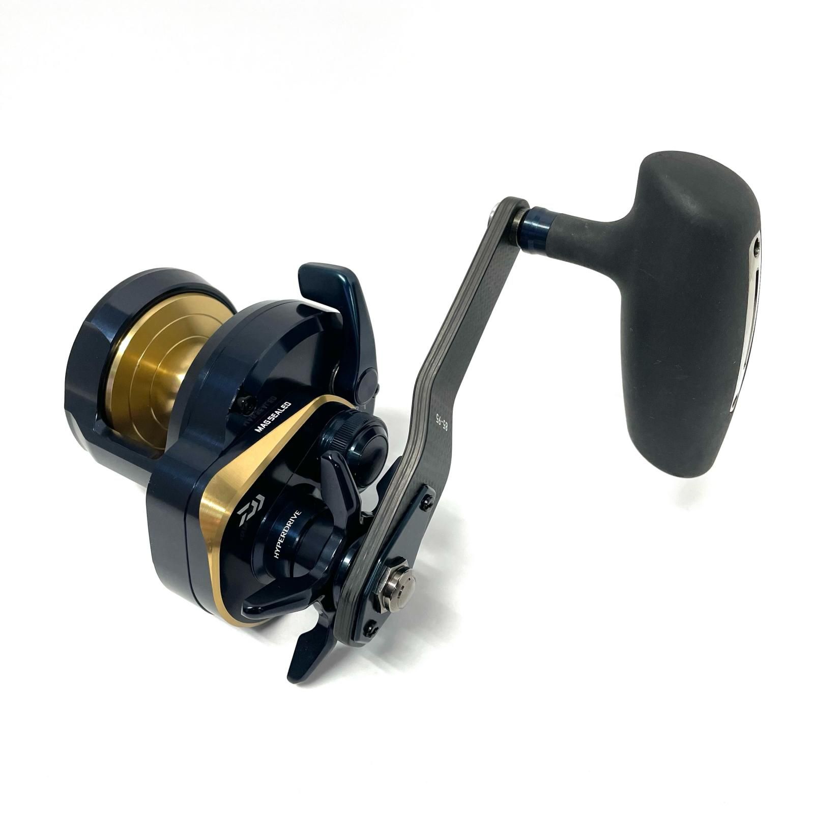 尾張小牧店 Daiwa | ダイワ リール 22ソルティガ 15HL-SJ ベイトリール|左ハンドル 86