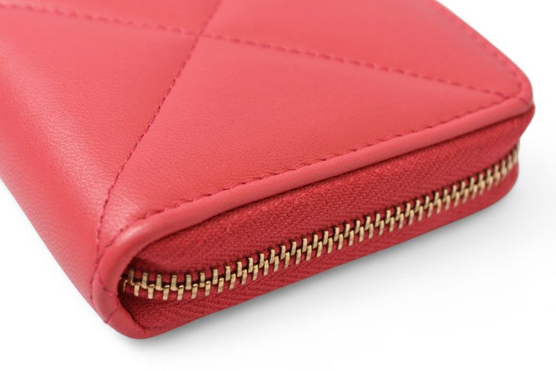 【最終値下】CHANEL19　スモールジップウォレット ラウンドファスナー CHANEL （中古）シャネル 19 スモール ジップウォレット