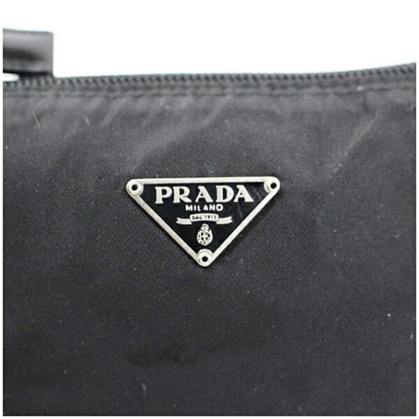 PRADA プラダ ポーチ 化粧ポーチ 三角プレート ナイロン ブラック 楽天市場】プラダ PRADA ポーチ Re-Nylon トライアングルロゴ
