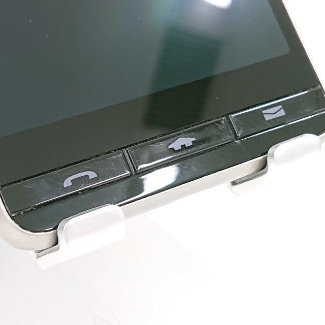 BASIO4 KYV47 au シャンパンゴールド 送料無料 本体 c14707