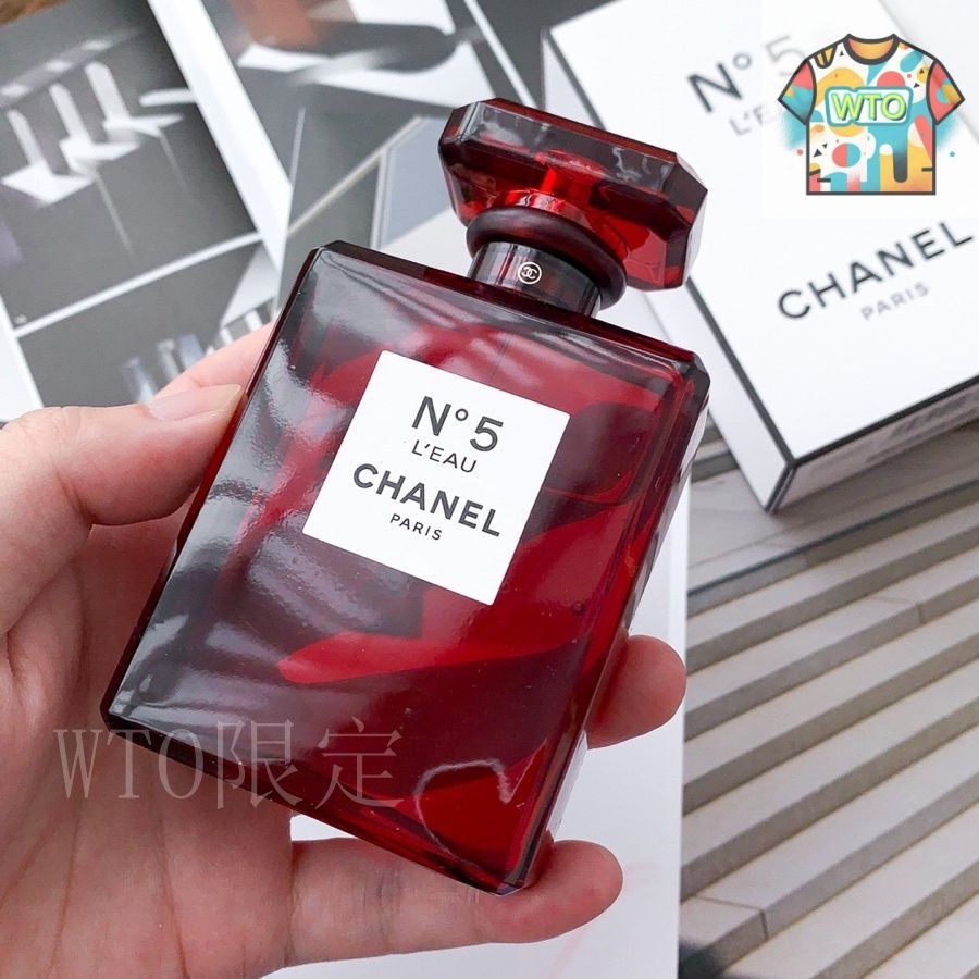 CHANEL No.5 クリスマス 限定 レッド 100ml リミテッド CHANEL No.5 クリスマス 限定 レッド 100ml リミテッド