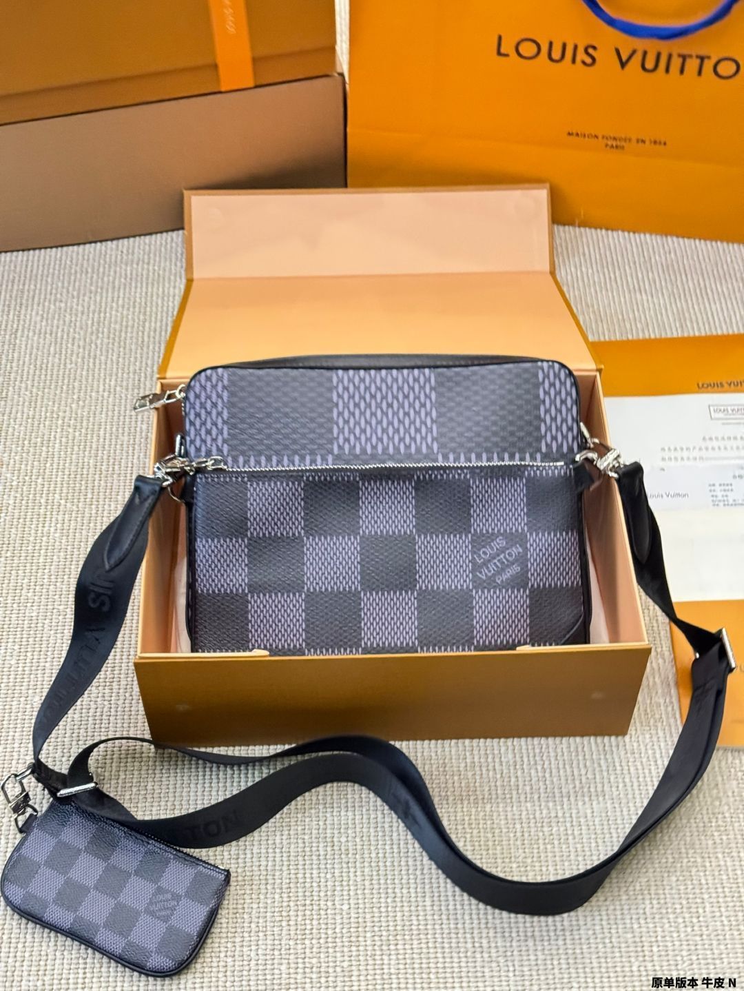 ★ Freedom ★Louis Vuitton ブラック レザー 今日特価】LV トリオ ブラックサムライ 3 ピース メッセンジャー