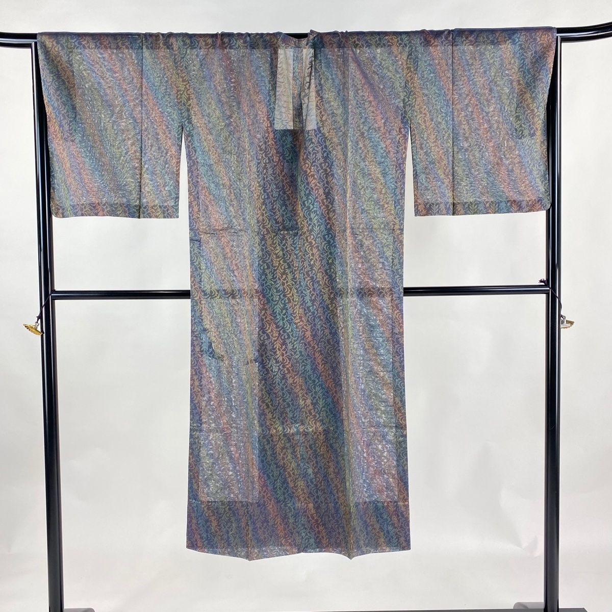 道行 身丈134.5cm 裄丈69cm L 和装コート 角衿 やまと 斜めぼかし 葉柄 紫 正絹