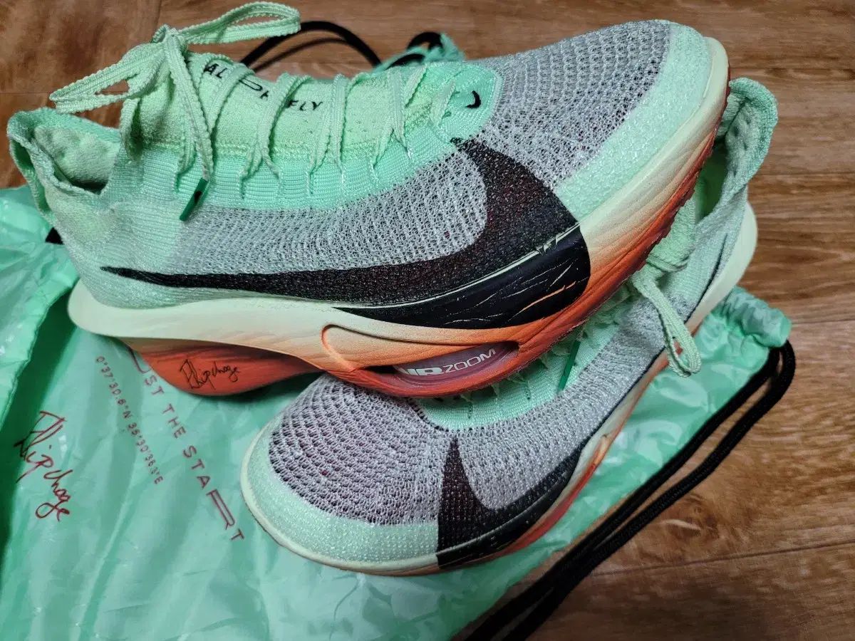 NIKE アルファフライ３　キプチョゲモデル　２８センチ NIKE(ナイキ) アルファフライ 3 キプチョゲ 280 - メルカリ