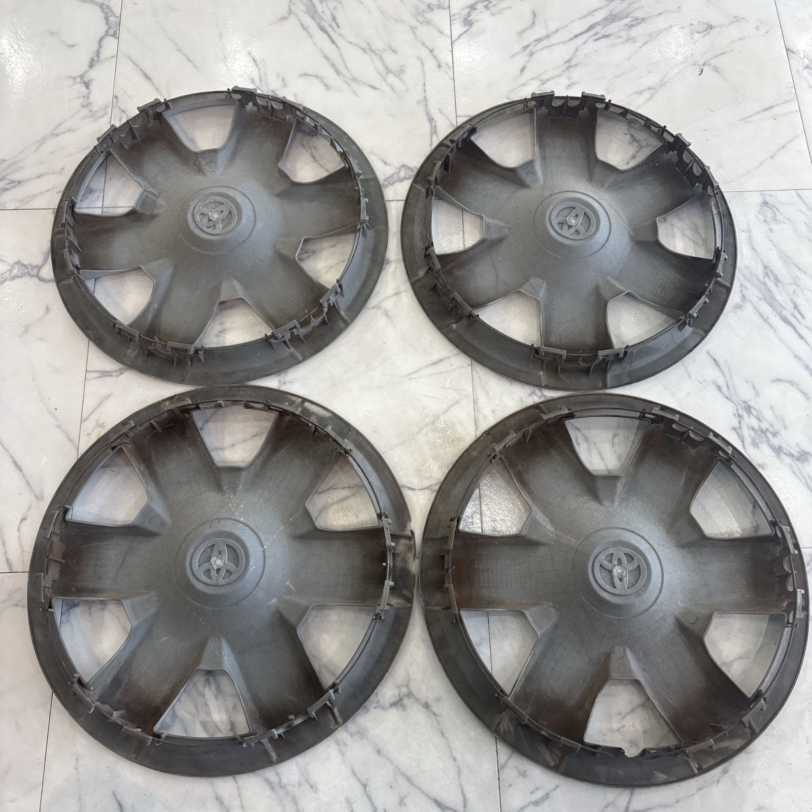 トヨタ 200系 ハイエース 純正スチール ホイール 4本 ホイールキャップ 激安 中古 4本セット】 トヨタ ハイエース 200系 純正 スチール