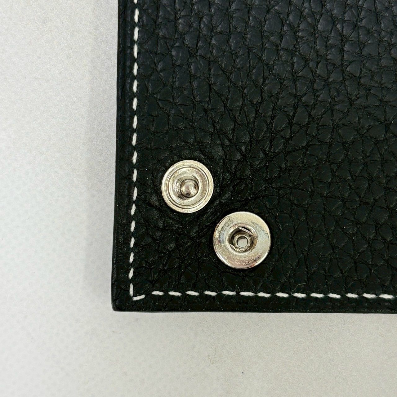 鑑定済み エルメス ヴィドポッシュ ブラック シルバー金具 白ステッチ 小物入れ NEXPOTALLINN_EU