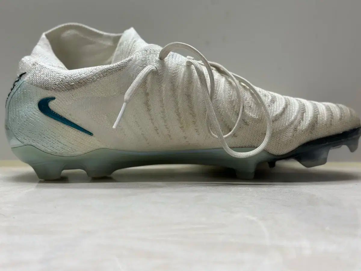 ナイキ FANTOM GX2 エリート LV8 LLC-HASEGAWATOSO_COM