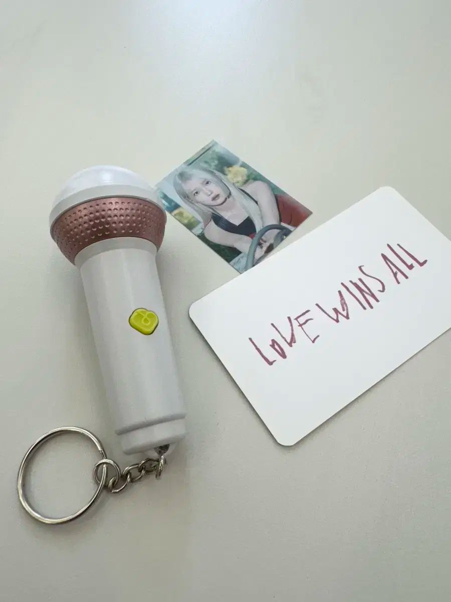 IU OFFICIAL LIGHT STICK ver2 ペンライト アイク