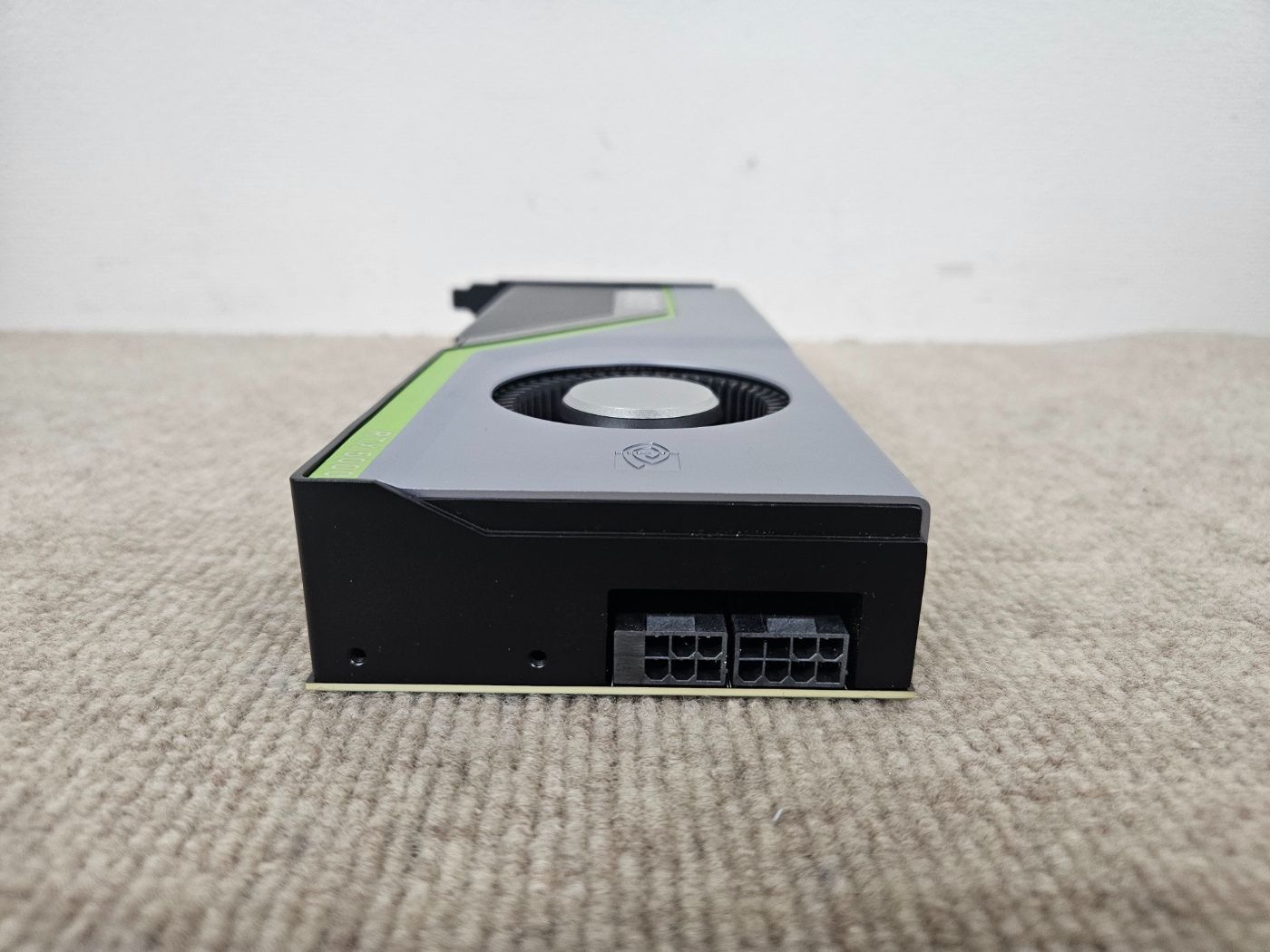 NVIDIA Quadro RTX5000 グラフィックスカード 16GB GDDR6 PCI-Express