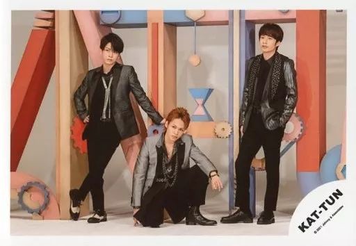 中古】生写真(ジャニーズ) KAT-TUN/亀梨和也・上田竜也・中丸雄一/横型