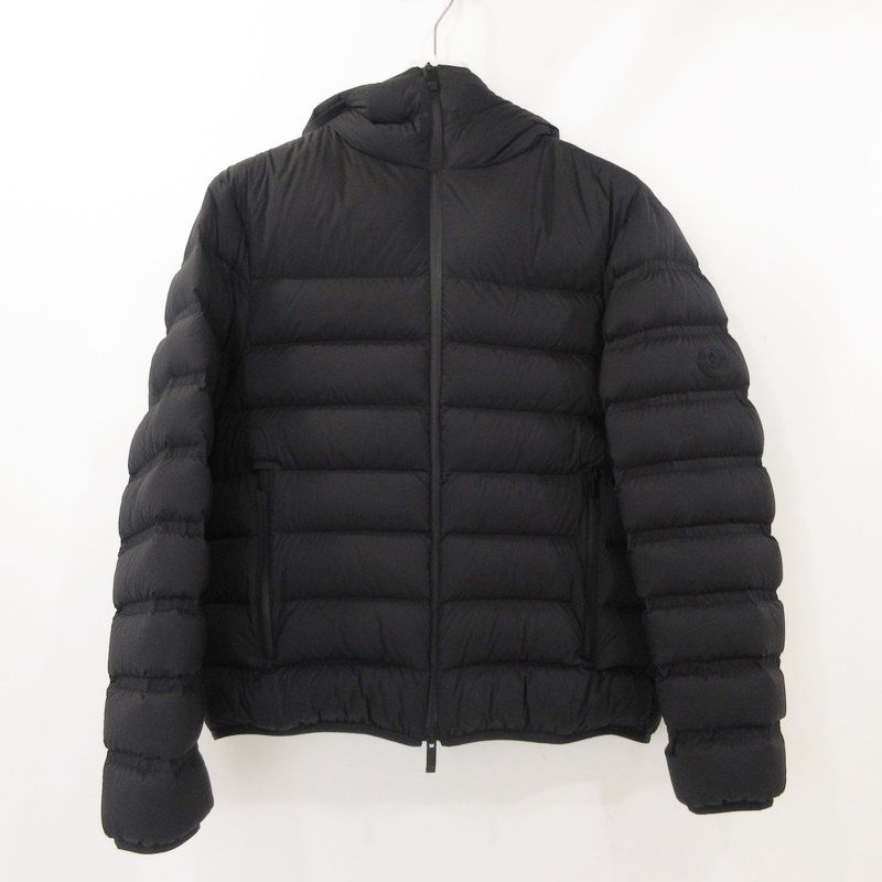 Moncler モンクレール ダウン MONCLER モンクレール カーブキルティング フルジップ ショート