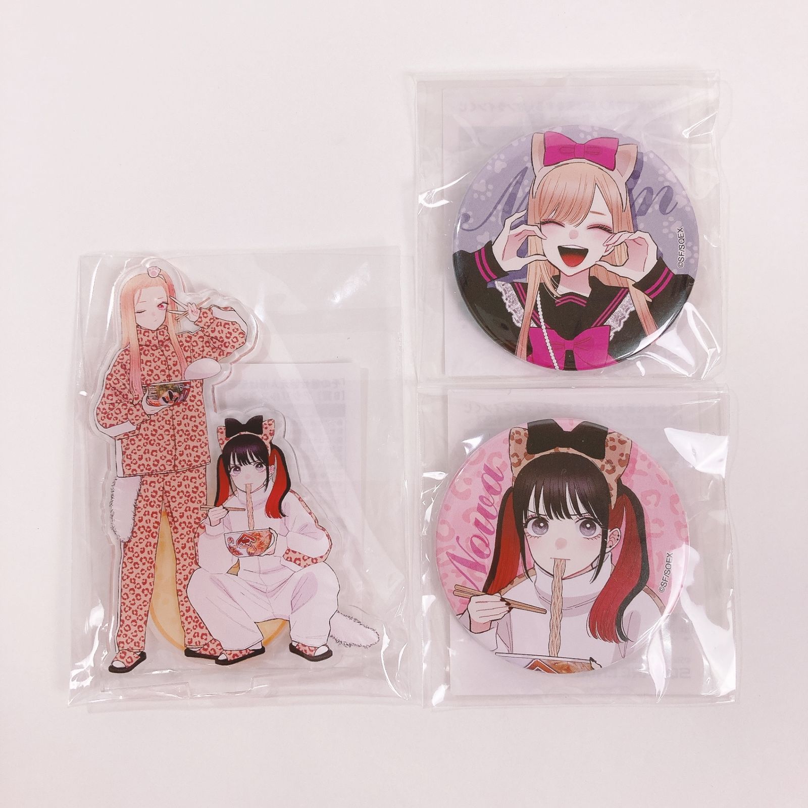 その着せ替え人形は恋をする 着せ恋 オンラインくじ アクリルスタンド 缶バッジ その着せ替え人形は恋をする 着せ恋 オンラインくじ アクリル