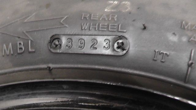 NAVI110 ME4JF653AJ の リアホイール タイヤ付き 1761281085