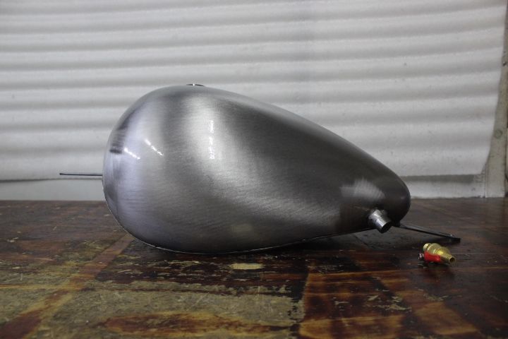 T-80 7L ホンダ スティード HONDA STEED 400-600-VLS用 エッグタンク キャップ コック付き カスタム ボルトオン タンク製作工房