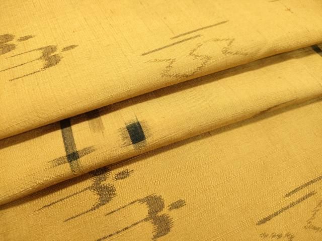 平和屋着物●本場琉球絣　紬　玉蜀黍色　正絹　逸品　DAAU0553tw 平和屋着物○本場琉球絣 紬 玉蜀黍色 正絹 逸品 DAAU0553tw - メルカリ