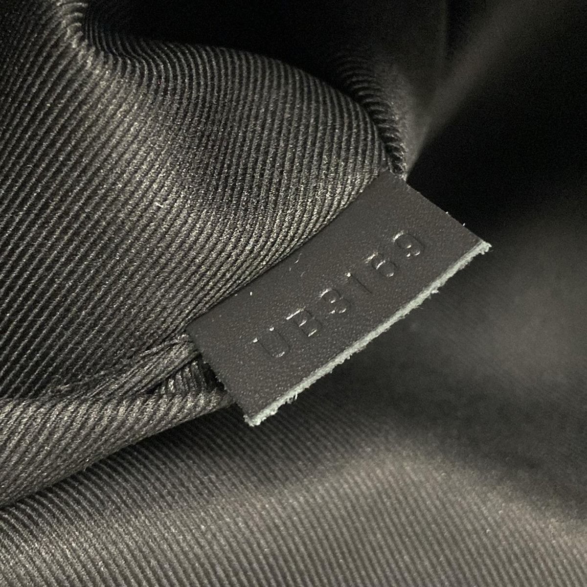 シャドウ ポシェットディスカバリー