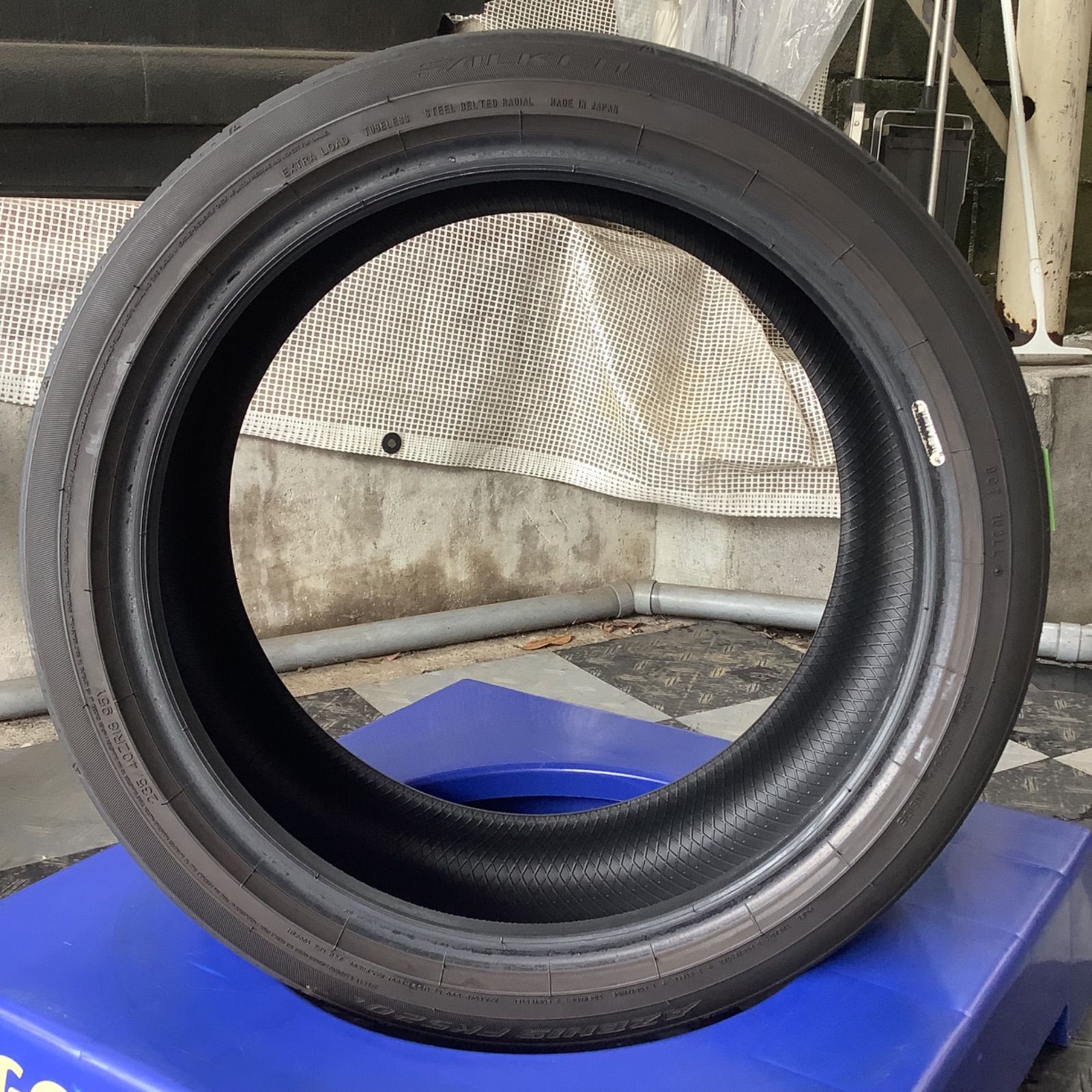 送料込み］235/40R18 FALKEN AZENIS FK520L ファルケン アゼニス