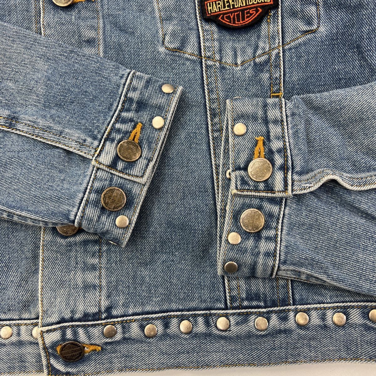 無骨スタイル◎ カシメスタッズ