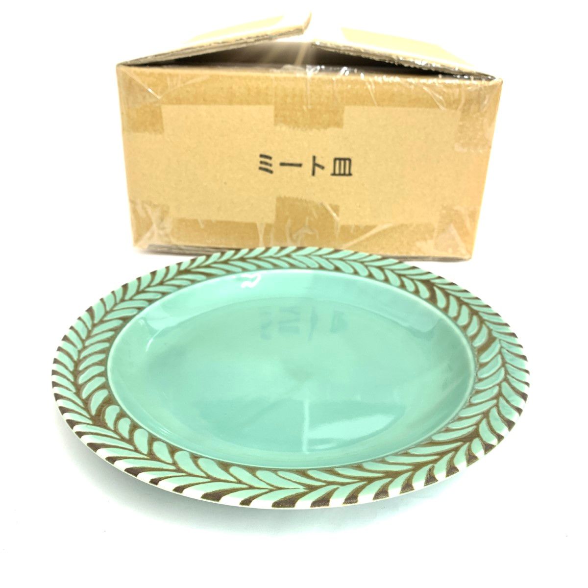 ブロウグリーンの皿18枚セット ブロウグリーンの皿18枚セット