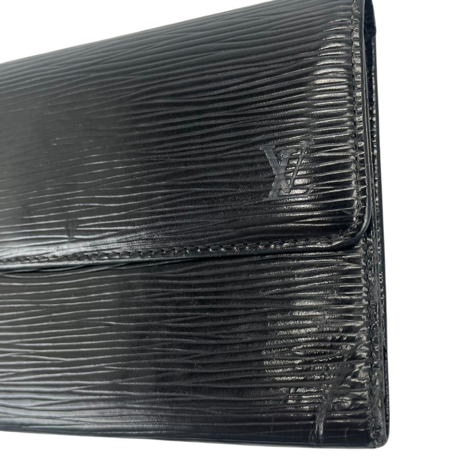 ルイヴィトン LOUIS VUITTON エピ ポルトトレゾール ルイヴィトン LOUIS VUITTON エピ ポルトトレゾール