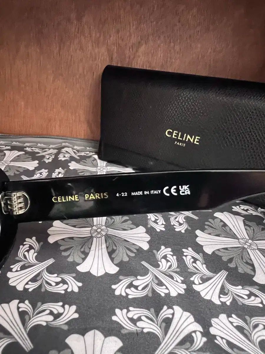 【新春セール】 CELINE セリーヌ CL40194U 01A トリオンフ 楽天市場】【8/10限定・最大2万円OFFクーポン配布中】CELINE