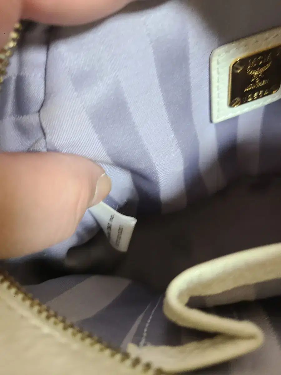 に近い mcm バッグ ミニクロスバッグ