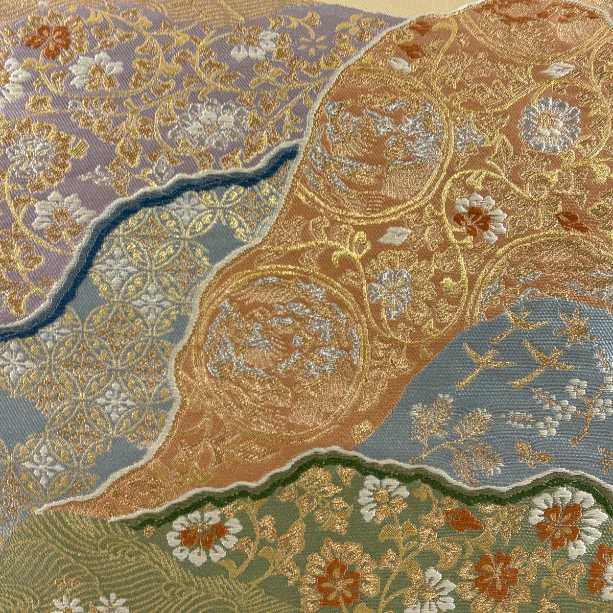 袋帯 美品 秀品 道長取り 草花 金銀糸 箔 ベージュ 六通 正絹