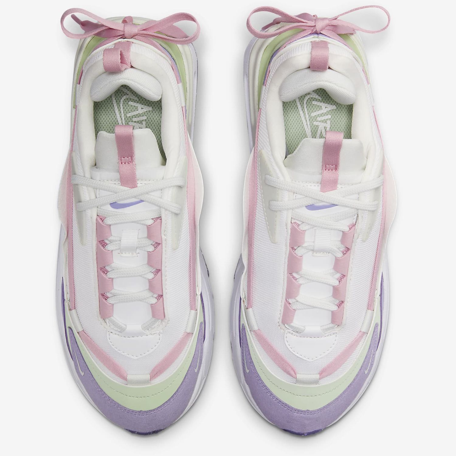 美品エアマックス フュリオサ AIR MAX FURYOSA ナイキ「エア マックス フュリオサ」“ずらして重ねた”ボリューム