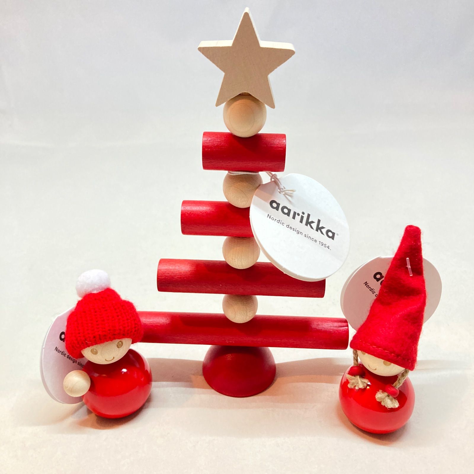 鍋島大五作 白磁馬 縁起物 干支 ウマ うま 置き物 陶器 インテリア