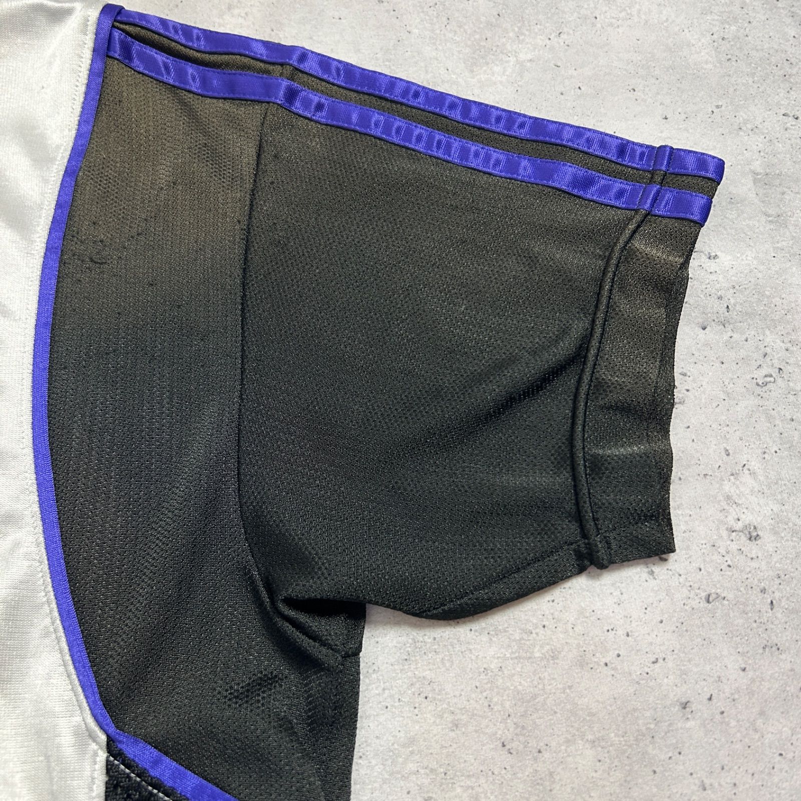 80s~90s adidas メッシュt ビンテージt デサント製 古着 - メルカリ
