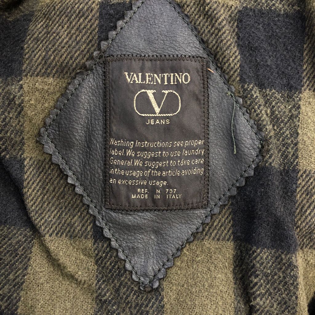 90年代 イタリア製 VALENTINO ヴァレンティノ オイルドジャケット アウトドア 大きいサイズ カーキ (メンズ XXL相当) 中古 古着 R8563