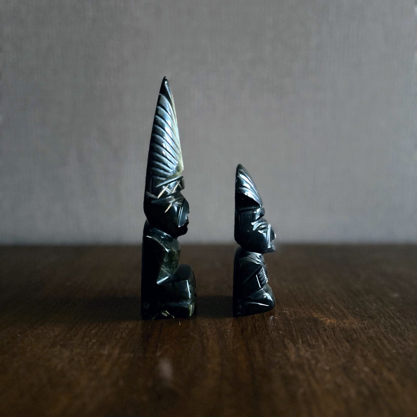 黒曜石 オブシディアン メキシコ アステカ像 天然石 古代像