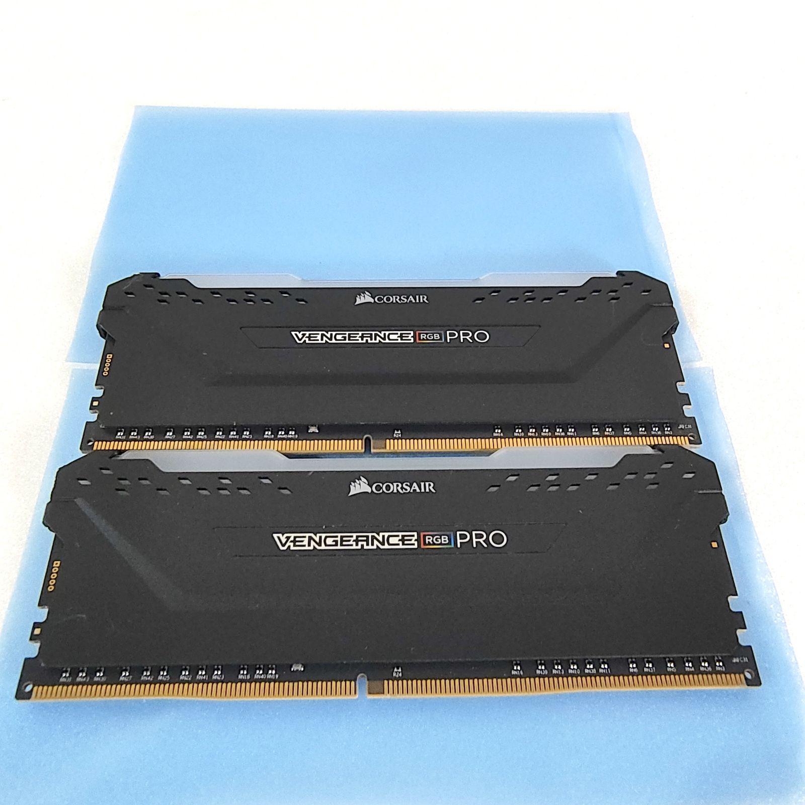 DDR4メモリ CORSAIR VENGEANCE® RGB PRO 32GB (2x16GB)