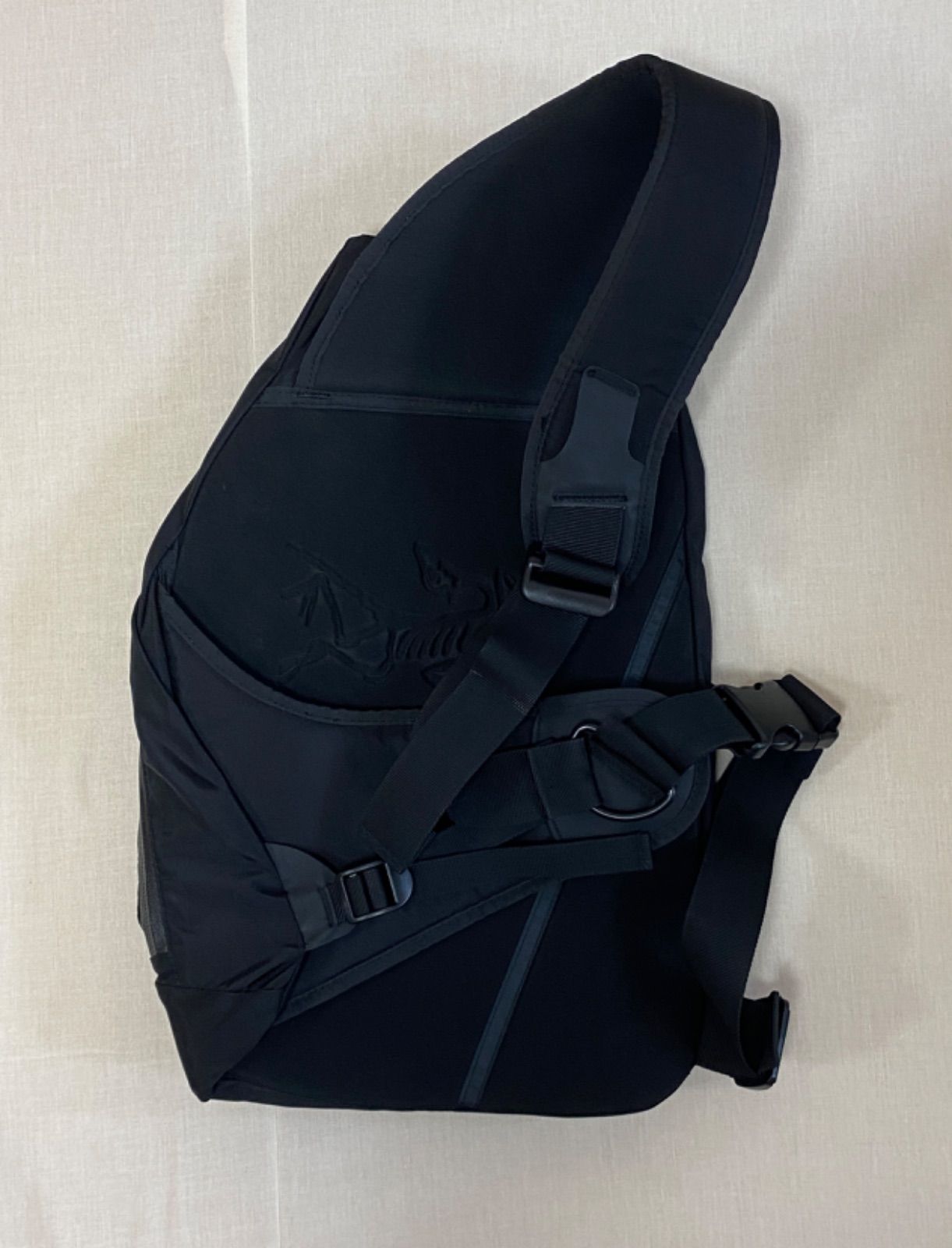 人気ブランド【ARC'TERYX/アークテリクス】クイバーワン
