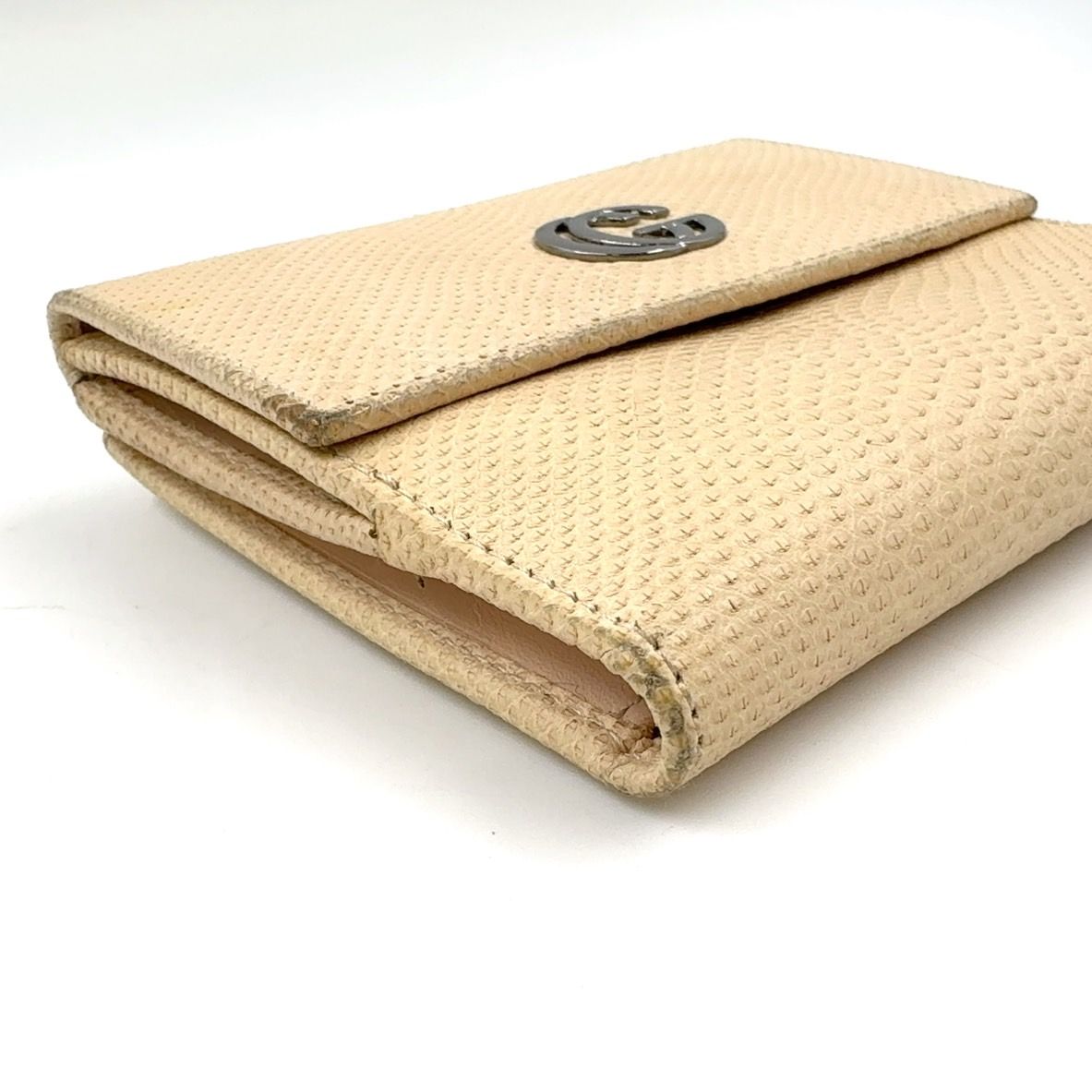 レザー アイボリー